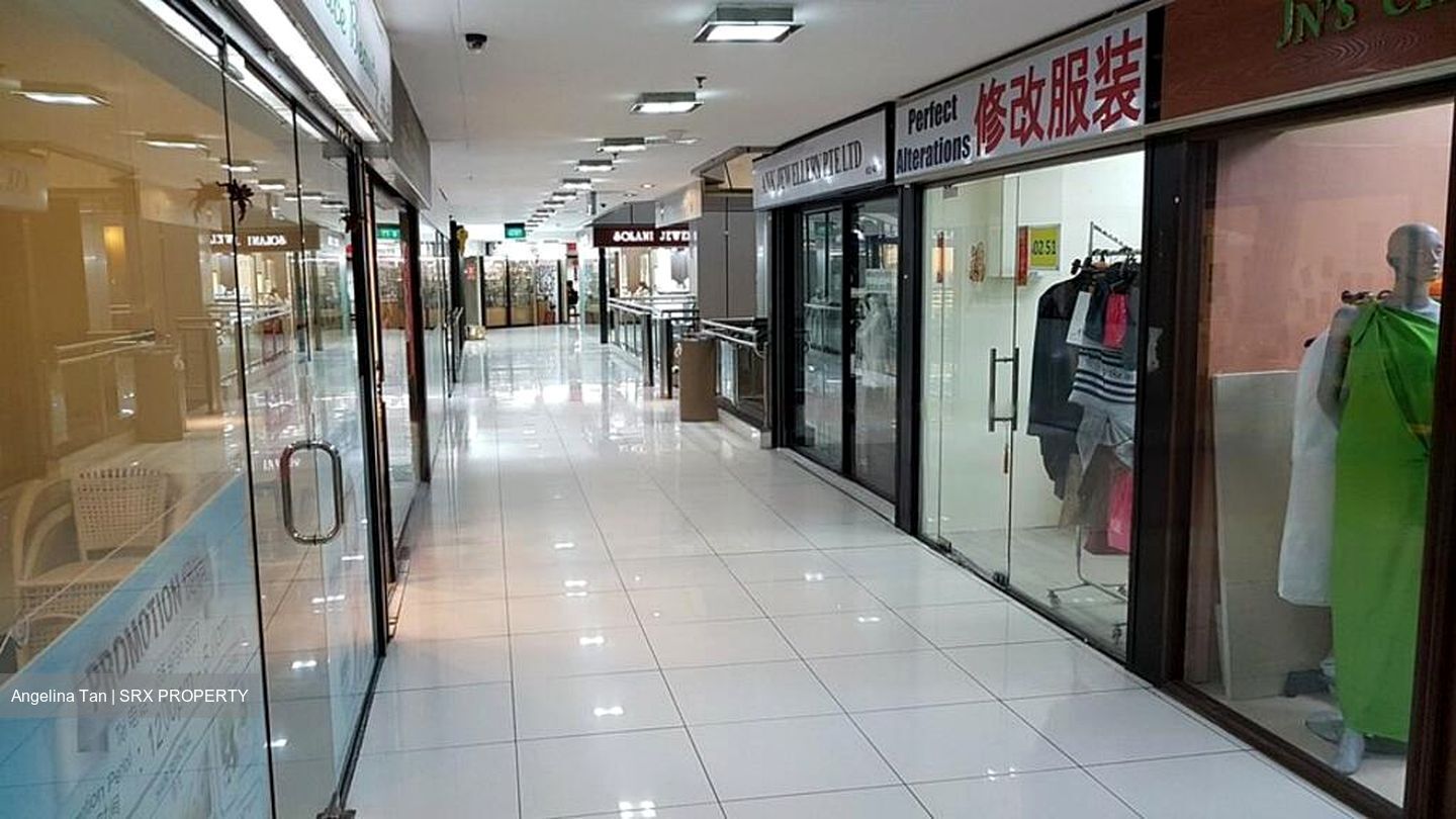 Orchard Plaza (D9), Retail #511274261